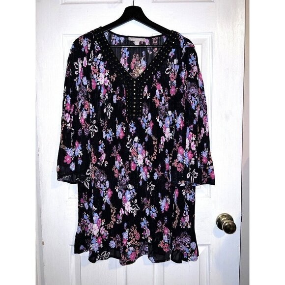 NWOT A WOMAN WITHIN Pleated Floral Beaded Neckline Blouse Plus Size 1X 22/24 - Picture 1 of 11